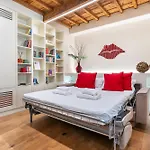 Oltrarno Deluxe,