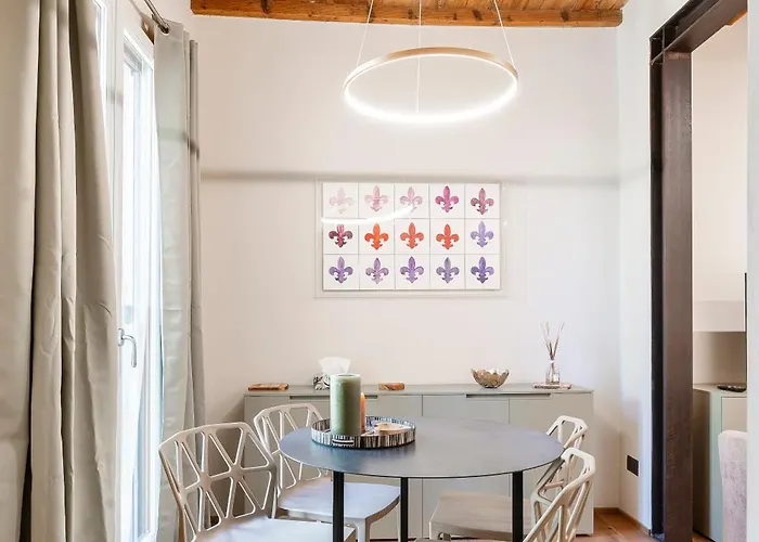 Apartman Oltrarno Deluxe, *