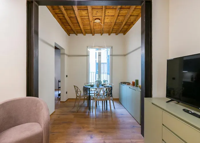 Oltrarno Deluxe, * Florença